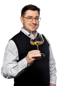 entdecken sie die erfolgsgeschichte von andré cis, einem renommierten sake-sommelier. erfahren sie mehr über seine leidenschaft, expertise und seinen weg in die welt des sake.