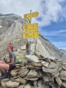 discover the beauty of the austrian alps with the johannishütte hiking trail. enjoy breathtaking mountain views, scenic routes, and unparalleled nature experiences for hikers of all levels.
