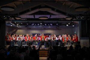 erleben sie ein unvergessliches konzert mit dem kirchenchor anras – genießen sie festliche chormusik und stimmungsvolle atmosphäre in der kirche anras. jetzt mehr erfahren!