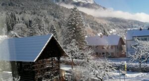 discover enchanting summer stories from the scenic gailtal region. immerse yourself in local culture, breathtaking nature, and unforgettable adventures in this beautiful summer destination.