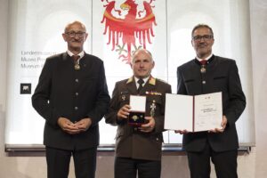 discover the prestigious tirol honor award, recognizing outstanding achievements and contributions in the tyrol region. learn about its history, recipients, and significance today.