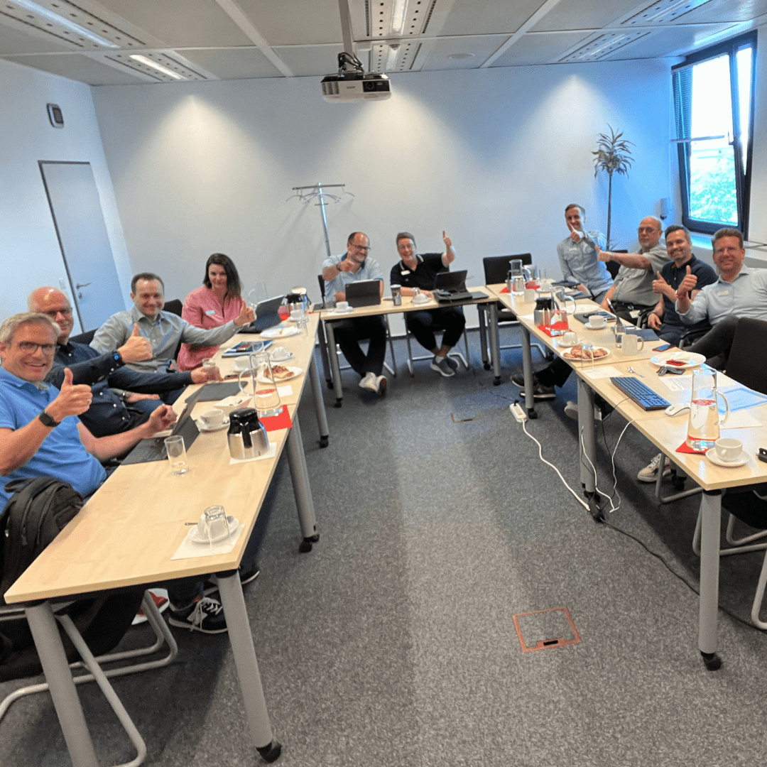 praxisnaher linkedin-workshop von innos gmbh und wk – lernen sie, wie sie linkedin effektiv für ihr berufliches netzwerk und ihre karriere nutzen können.